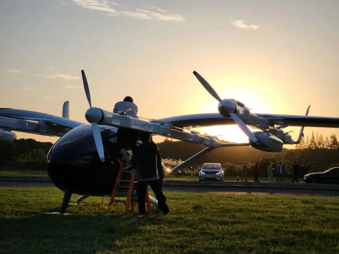 source：御风未来御风未来2025年获得了航投基金领投、多家机构参股的新一轮亿元融资。