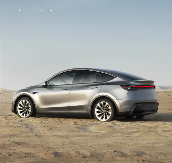 女子从四川飞到海南提特斯拉：结果却是老款车 价格不变、续航更低