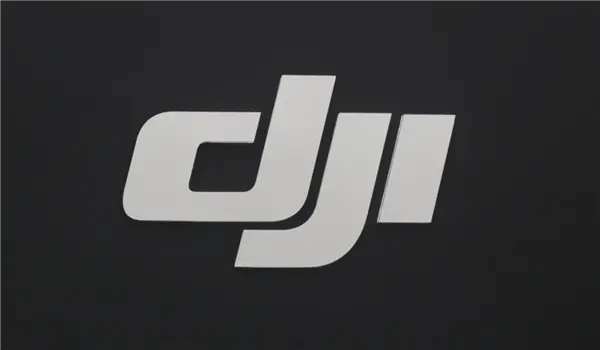 投资人蹲守大疆楼下抢人 提出2000万元启动资金