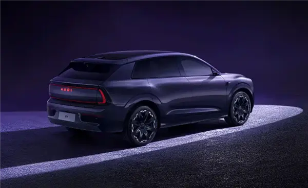 比Q7还能“装”！奥迪国产SUV实拍曝光：轴距超3米+4座大空间