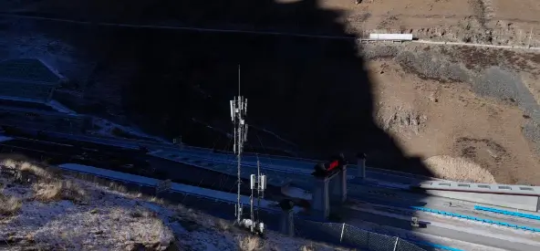 世界最长高速公路隧道通车 电信信号覆盖率达100%